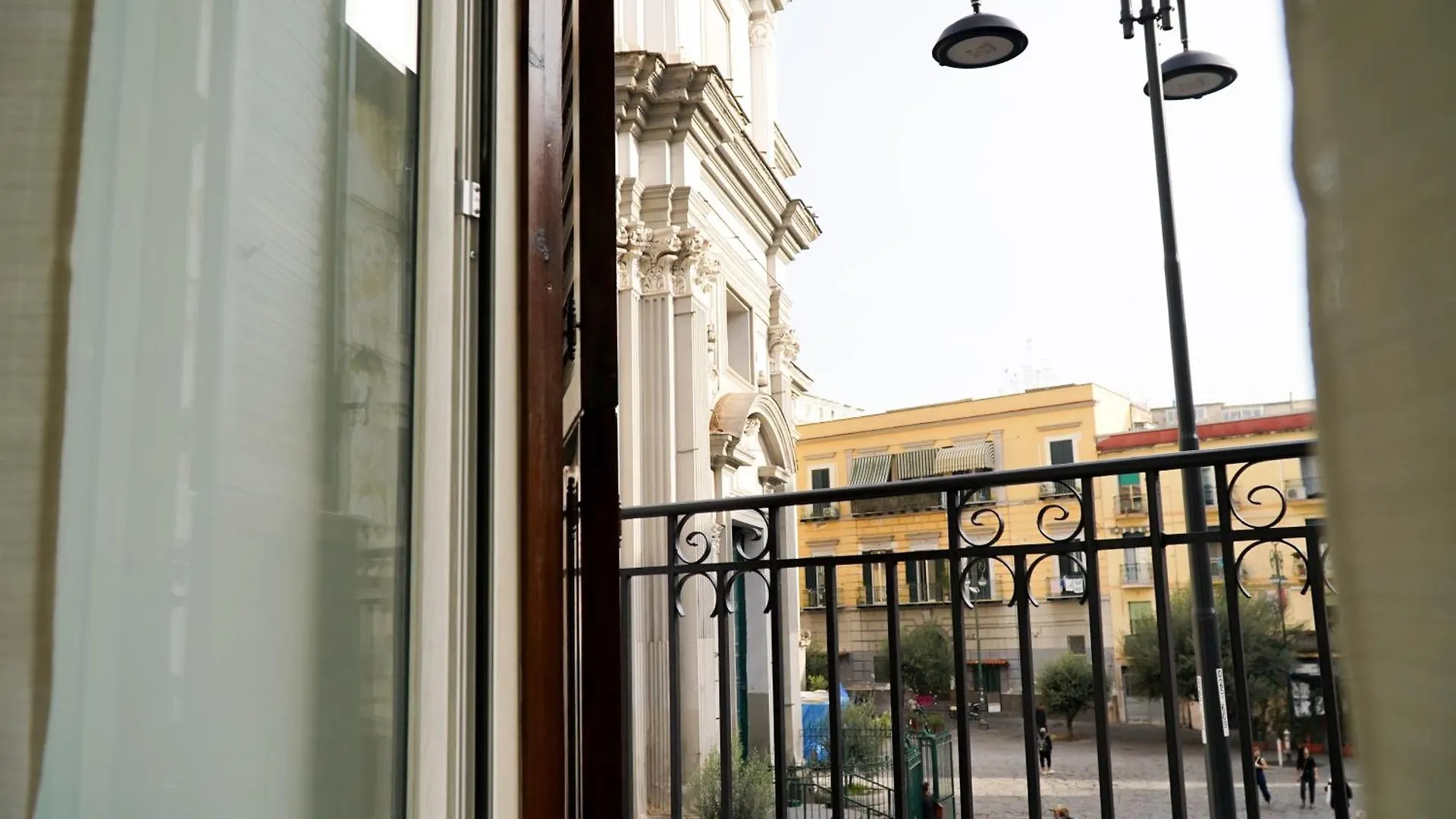 Maison Sanita Napoli Bed & Breakfast