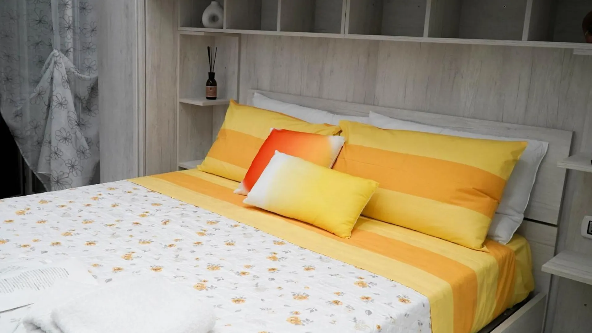 Maison Sanita Napoli Bed & Breakfast