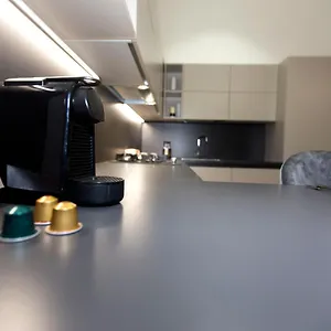 N A P Experience דירה