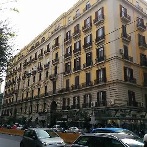 Be Italian Flat Bovio Napels